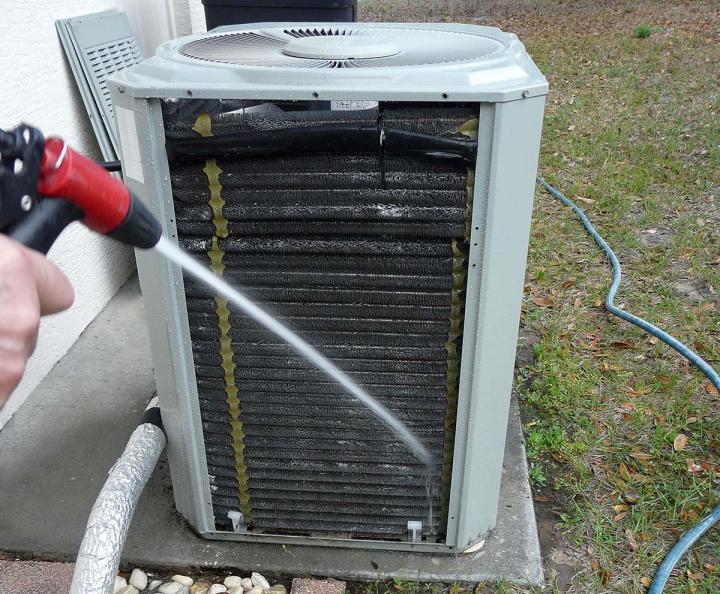 Maintenance de climatiseur Québec